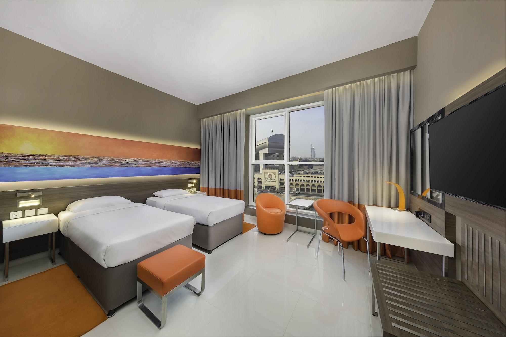 Citymax Hotel Al Barsha Дубай Екстериор снимка